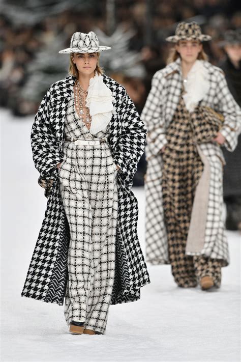 chanel paris versailles|Chanel fashion show.